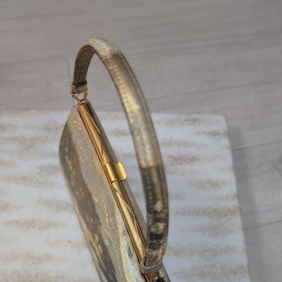 ももCafe様銀座ぜん屋本店　ゴールド地で品も良し　格もある