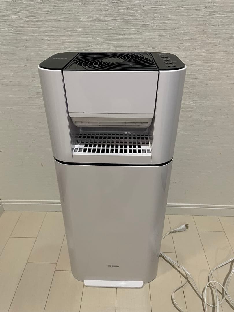サーキュレーター除湿機　アイリスオーヤマ　衣類乾燥除湿機