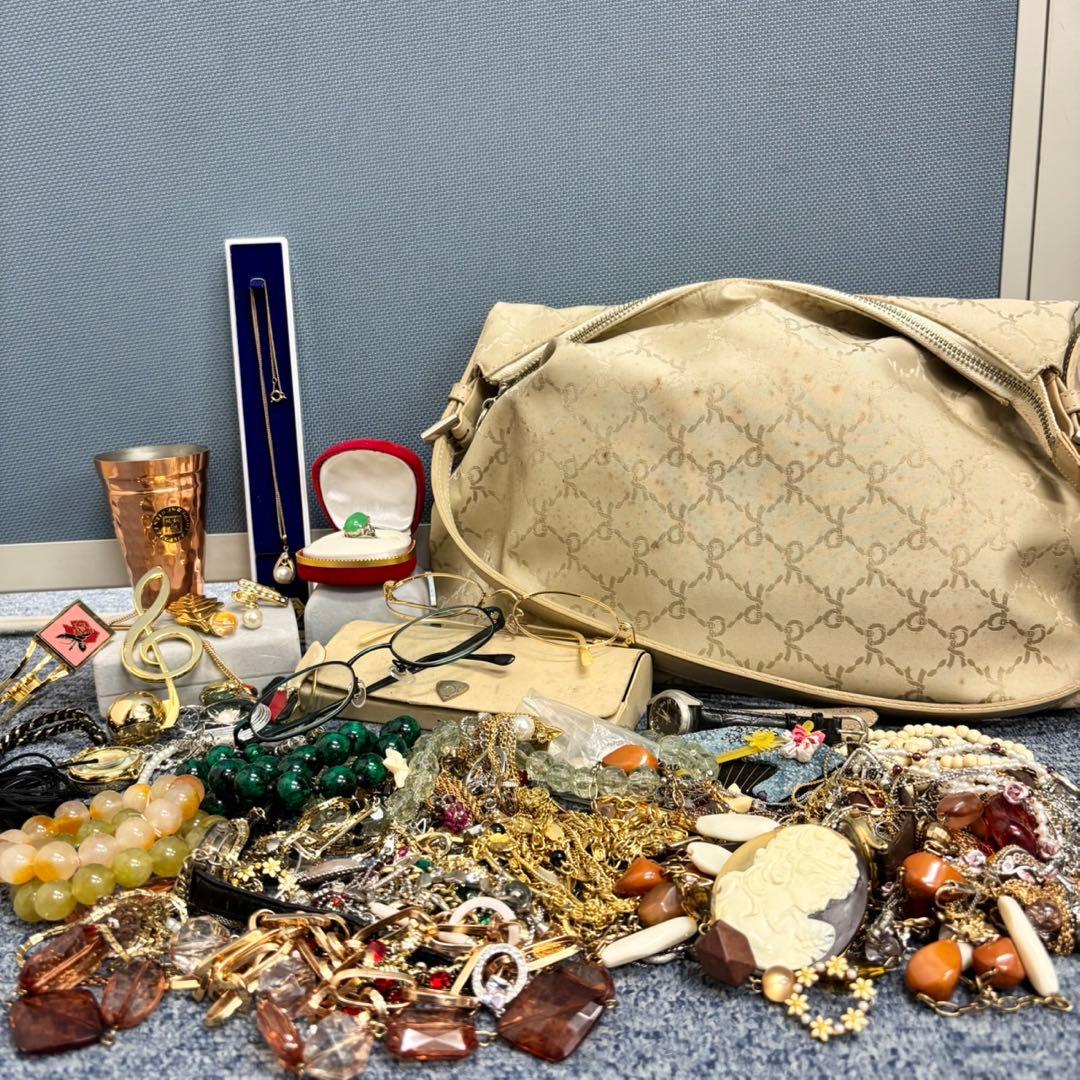 遺品整理 アクセサリー 時計 まとめ ブローチ タイピン 刻印未検品 1591