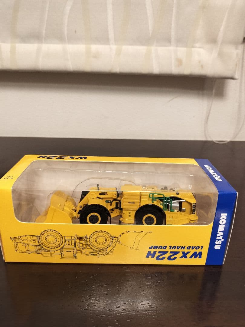 コマツ　株主優待　ミニチュア11点