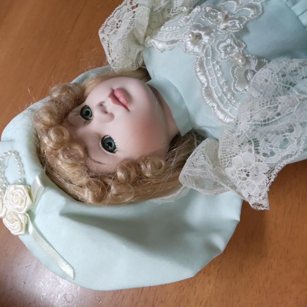 ドール　人形　アンティーク風　西洋人形