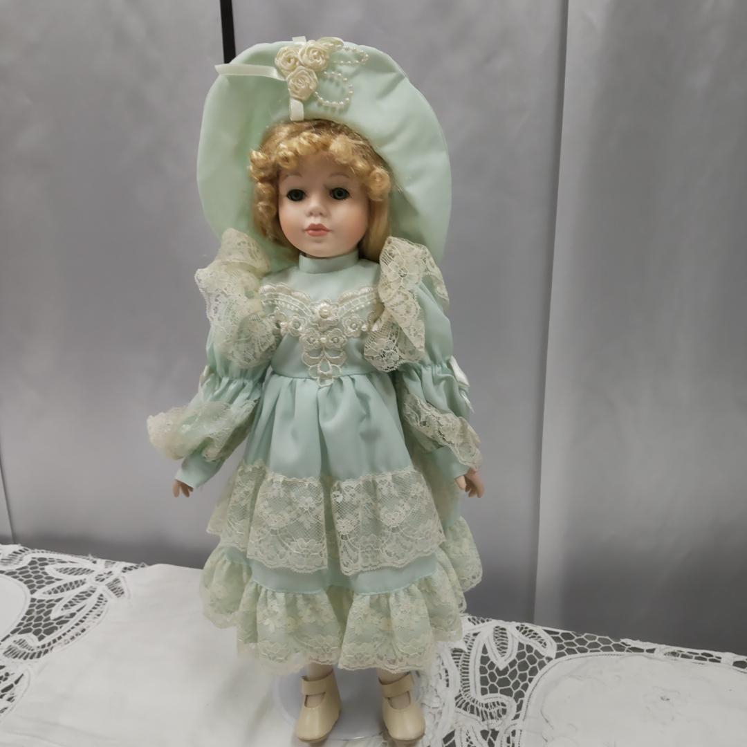 ドール　人形　アンティーク風　西洋人形