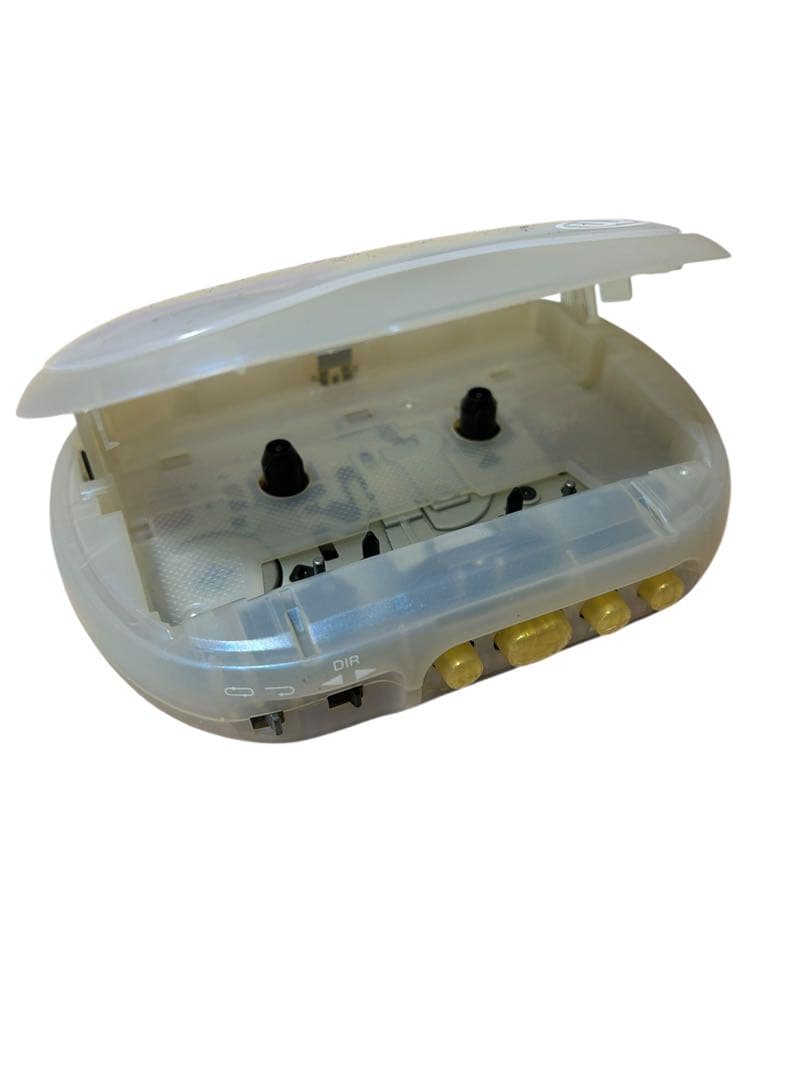 d*7様 レア　SONY WM-EQ2 ホワイト　カセットプレーヤー 通電確認済