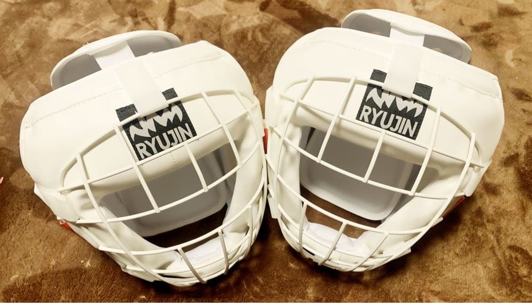 ヘッドギア RYUJIN 空手 キッズ 子ども 白 格闘技　ヘッドガード