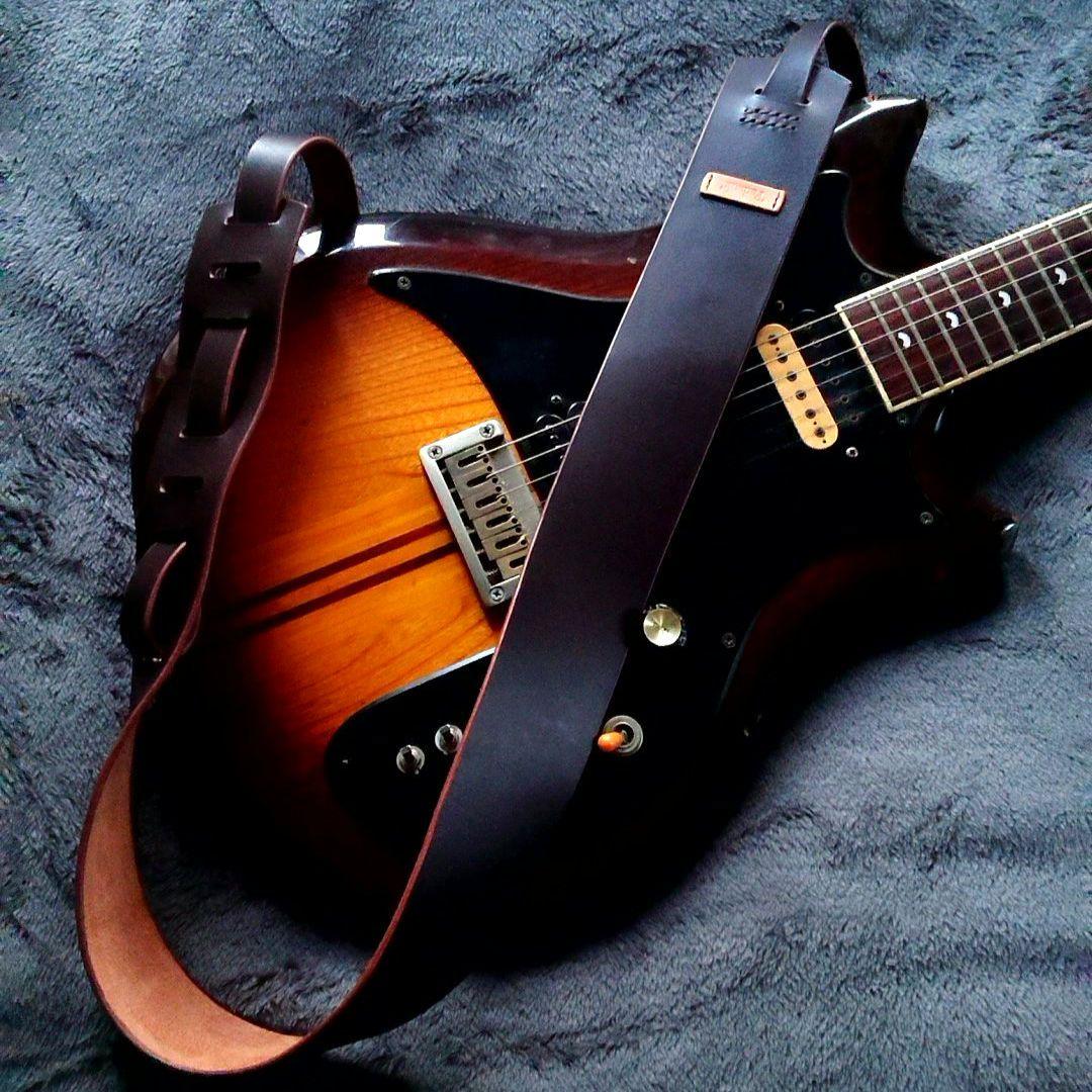 ギターストラップ 国産ヌメ革使用 ハンドメイド 金具無しタイプ ダークブラウン