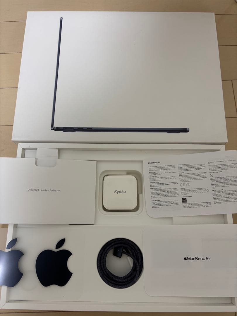 【美品】MacBook Air M2 8GB 512GB ミッドナイト　2022