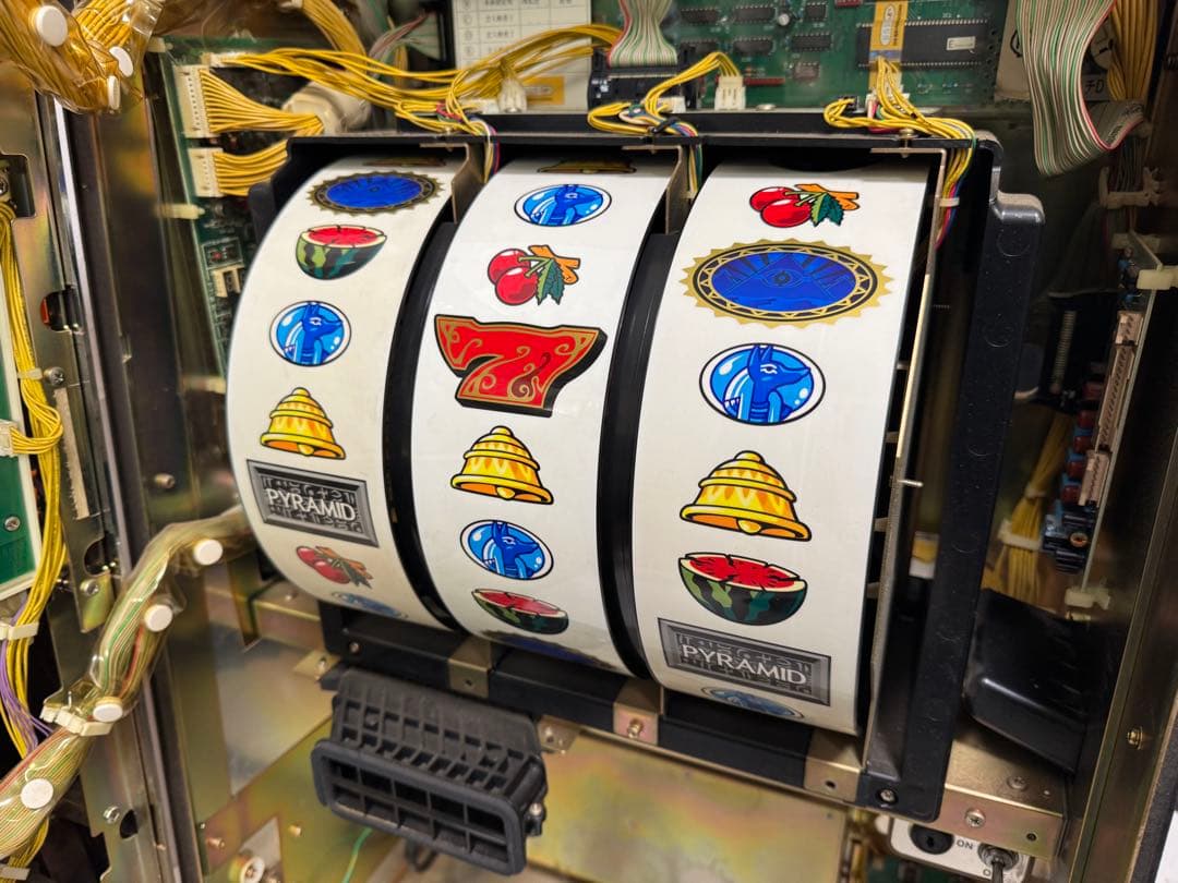 パチスロ 実機 4号機 初代 秘宝伝 本体 不要機 設定キー ドアキー