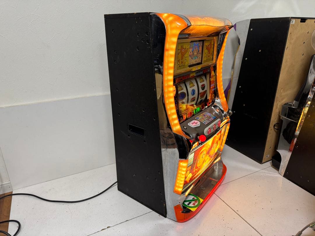 パチスロ 実機 4号機 初代 秘宝伝 本体 不要機 設定キー ドアキー