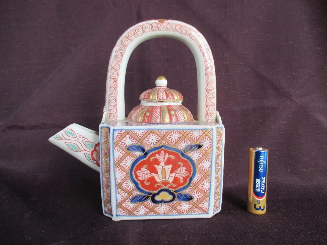 銚子　酒注ぎ　酒器　九谷赤絵　212