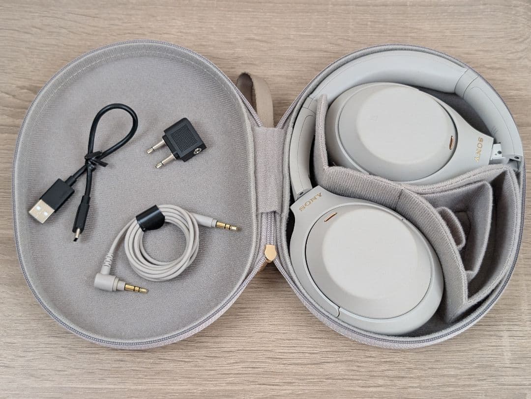 【ジャンク品】SONY WH-1000XM4 シルバー ワイヤレスヘッドホン