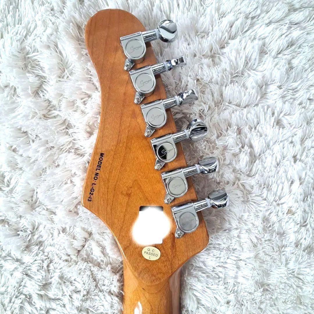 高品質アルダー材とローステッドメイプルネックを採用したプロ仕様のスマートギター