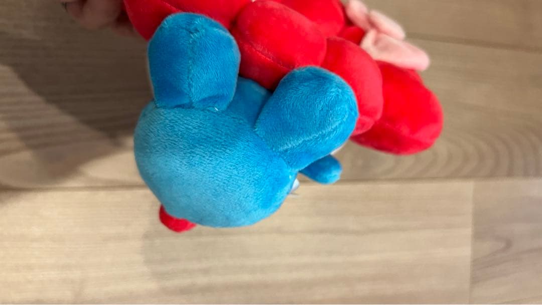 値引き不可　サンリオミャクミャク　ハローキティ ぬいぐるみ Mサイズ