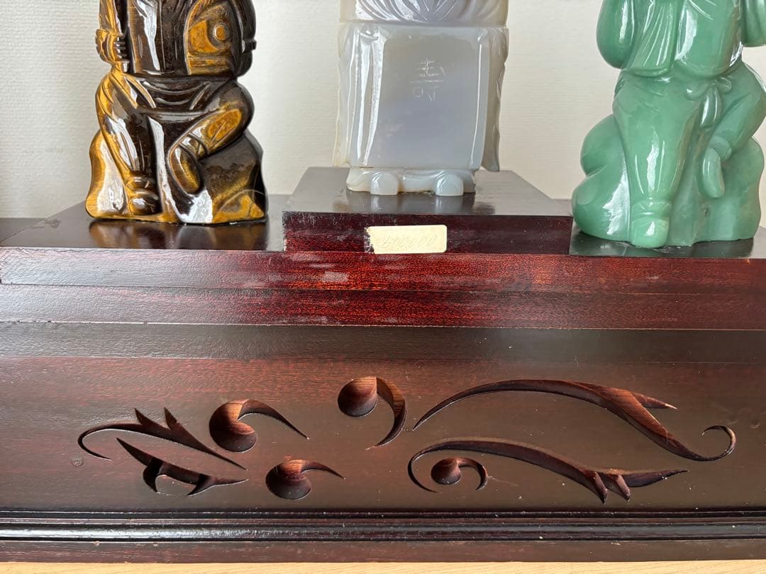 #七福神 天然石彫刻像 7体セット 木製台付き