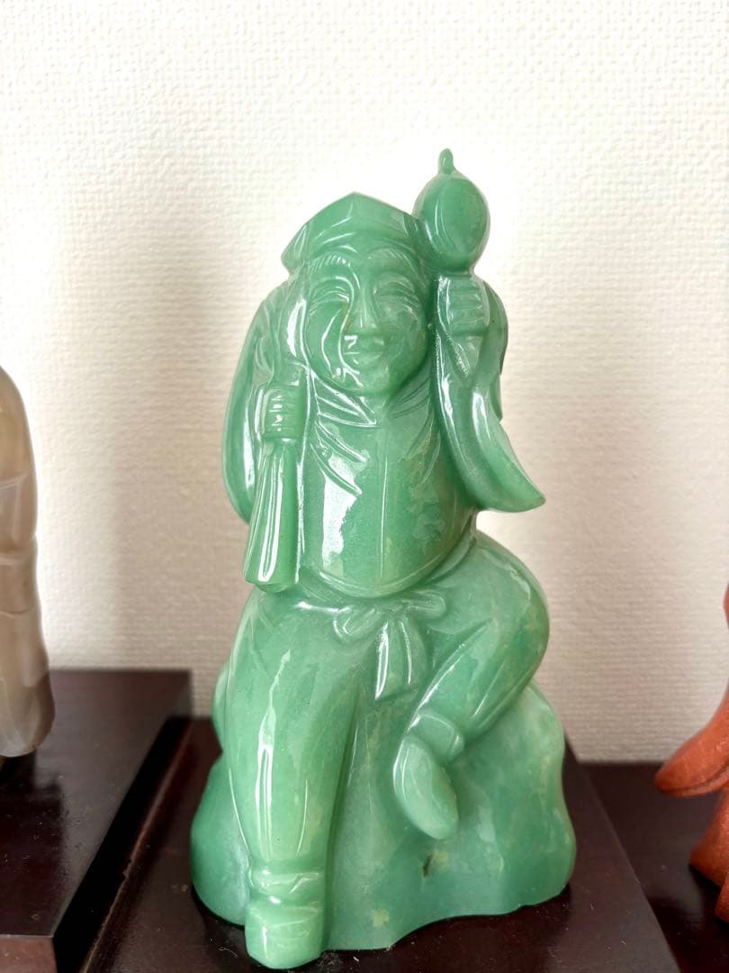 #七福神 天然石彫刻像 7体セット 木製台付き