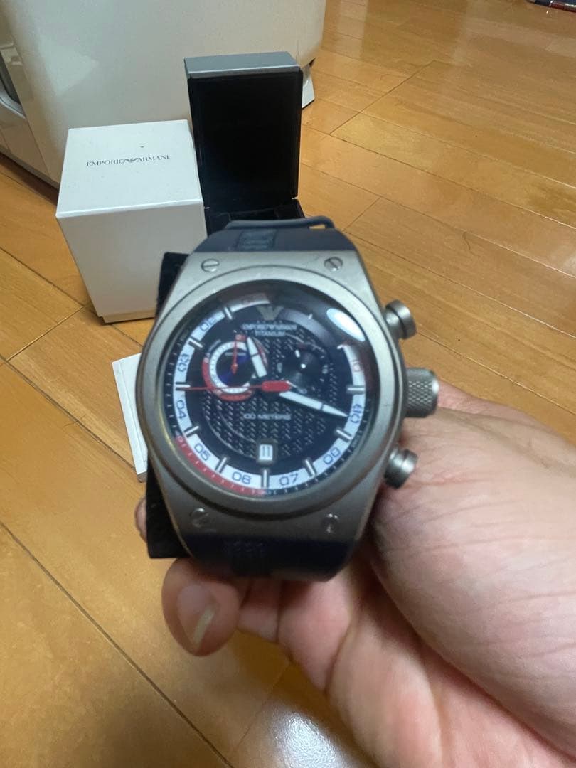 Emporio Armani AR6107 チタン クロノグラフ