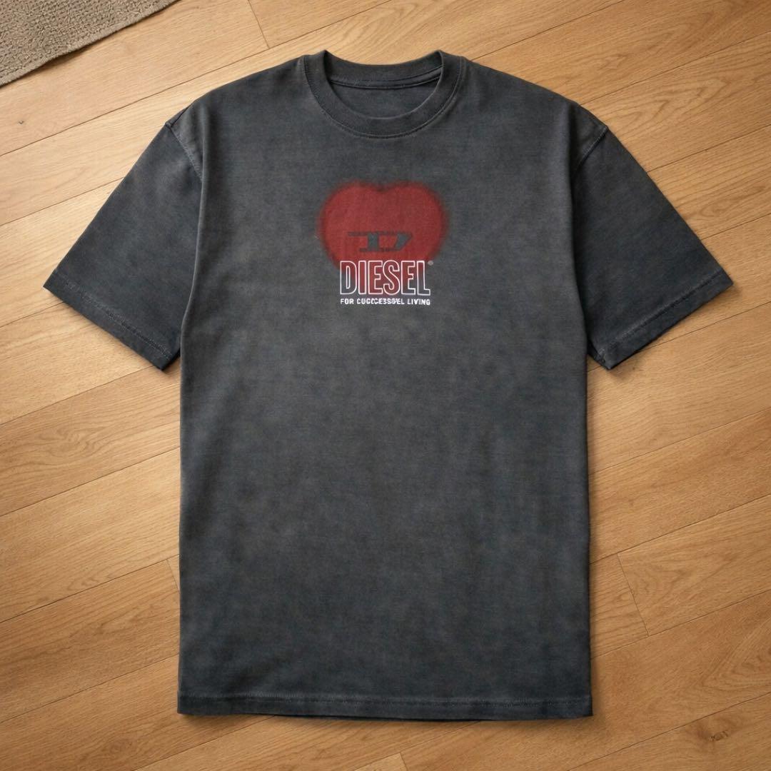 DIESELハートロゴTシャツ