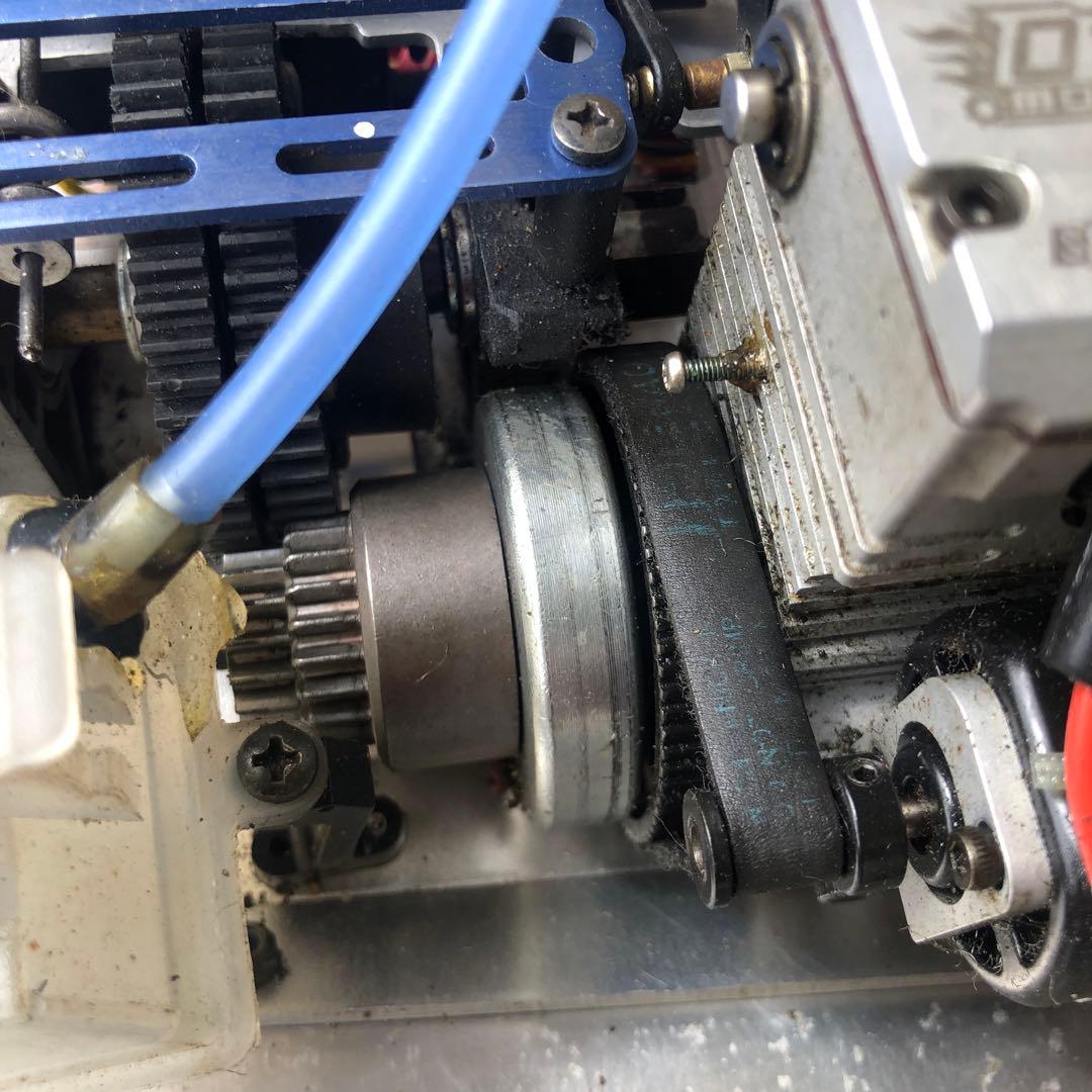 京商インファーノ　2気筒ニトロエンジン搭載