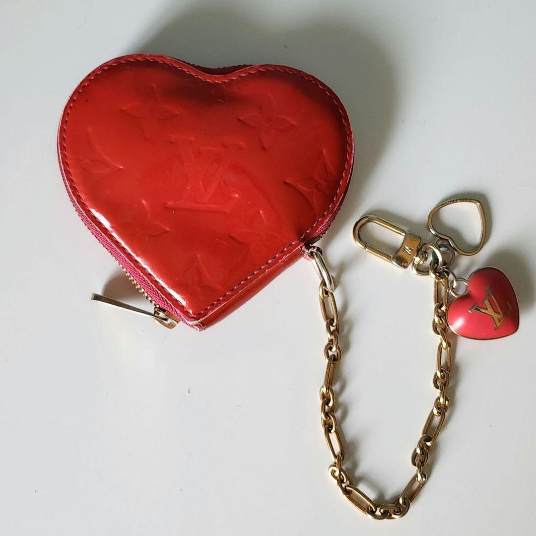 ルイヴィトン モノグラム ヴェルニ ポルトモネクール　ハート ケース