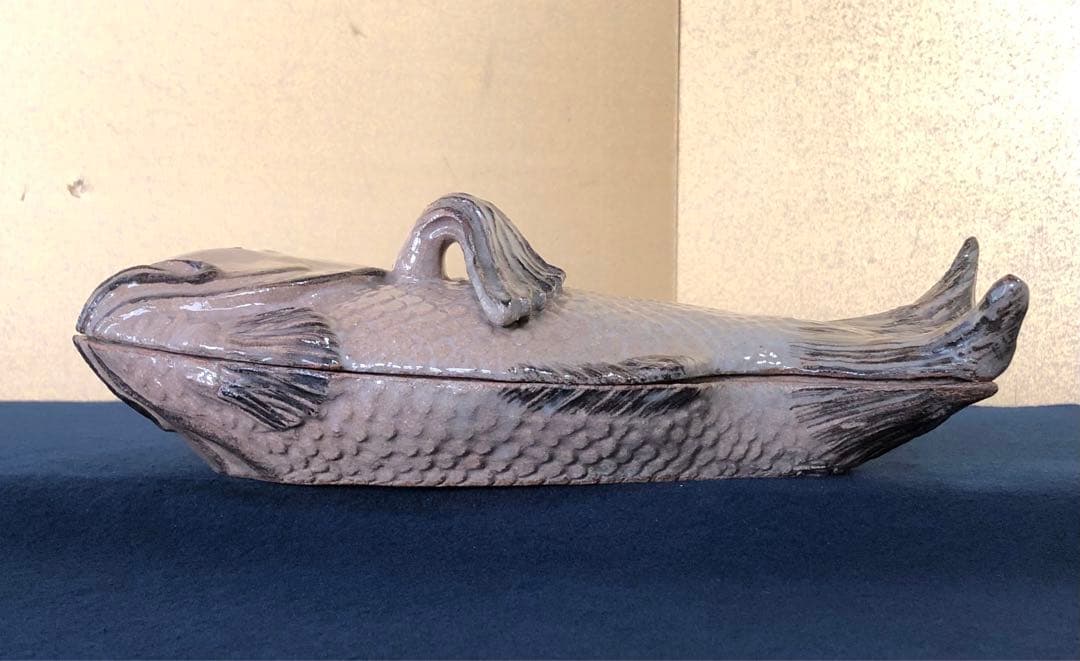 《レ》懐石 鯛形蓋物 在銘 時代 木箱　251107う4