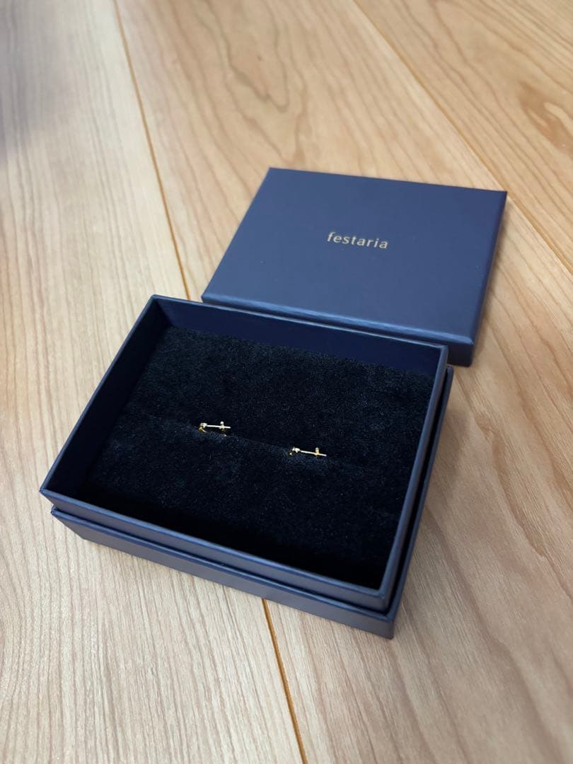 フェスタリアbijou Sophia K18YG ピアス（新品未使用）
