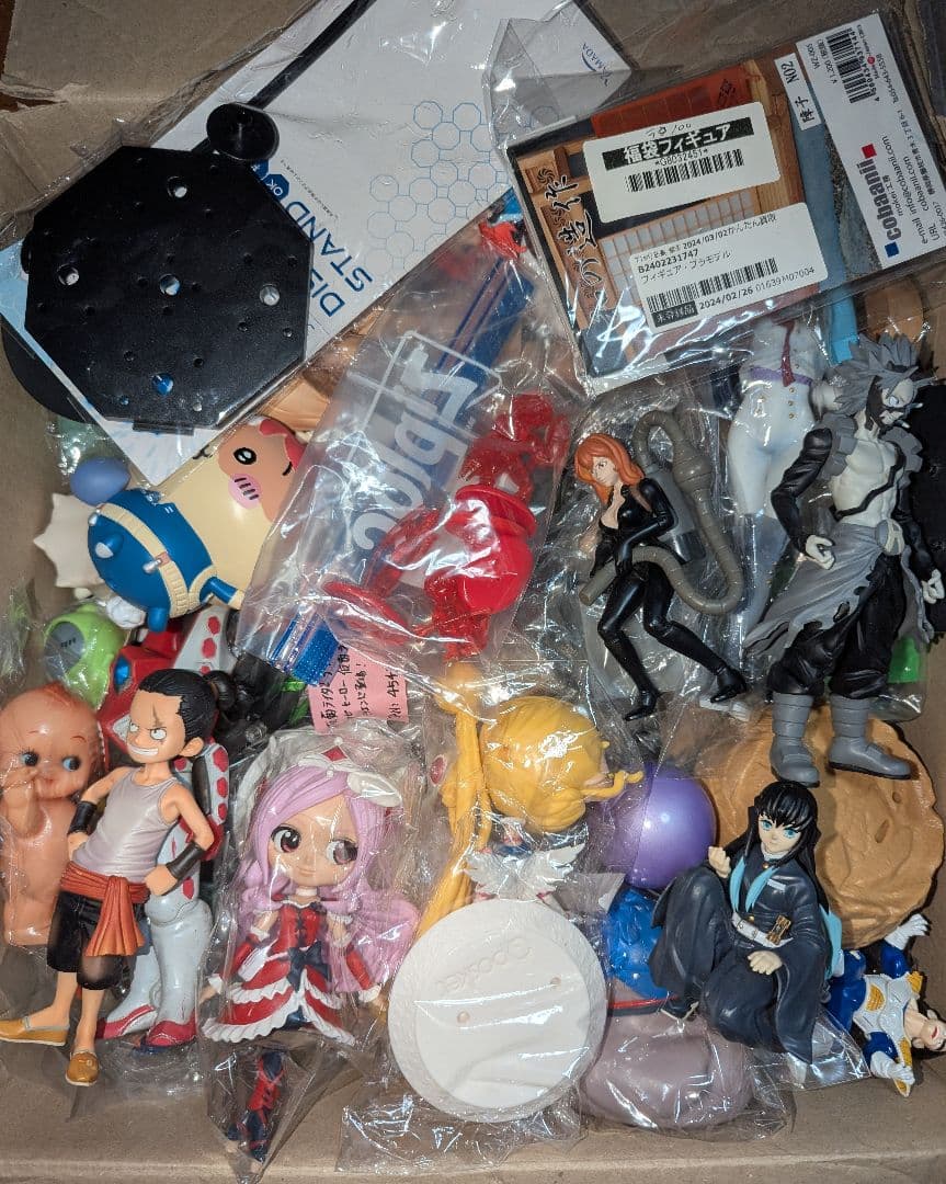 ジャンク フィギュア まとめ売り 約94体前後 プライズ ソフビ