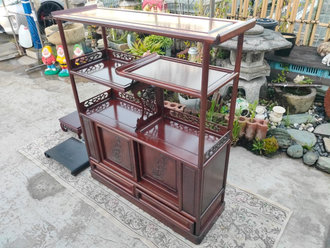 Japanese Modern Furniture☆茶箪笥☆飾り棚☆透かし彫り