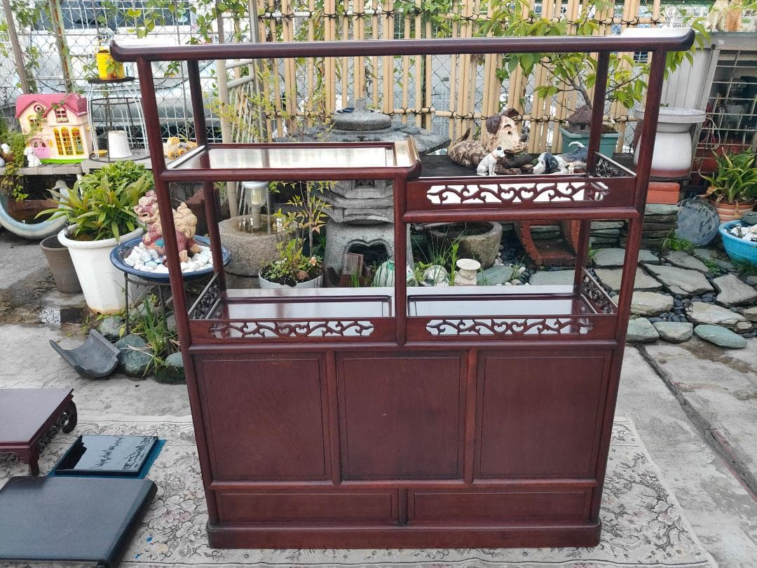 Japanese Modern Furniture☆茶箪笥☆飾り棚☆透かし彫り