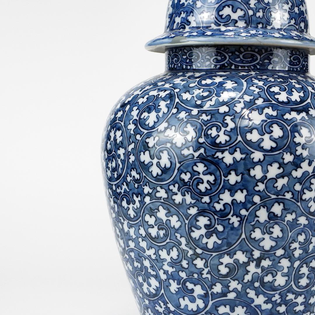 【アメデオ】有田焼　源右衛門窯　花瓶　壺 蓋付き