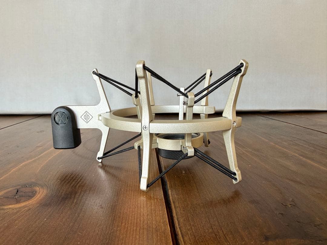 NEUMANN TLM102 + EA4 ＊ジャンク品