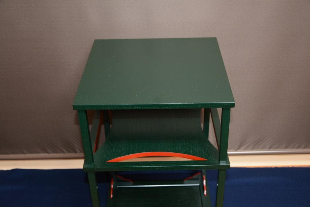 茶道具　美品　糸巻棚　天然漆　青漆爪紅　碌々斎好写　京塗師　川瀬表完作　中古品