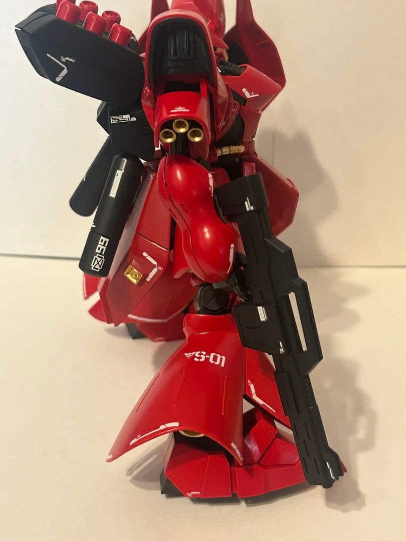 HGUCサザビー　完成品　全塗装