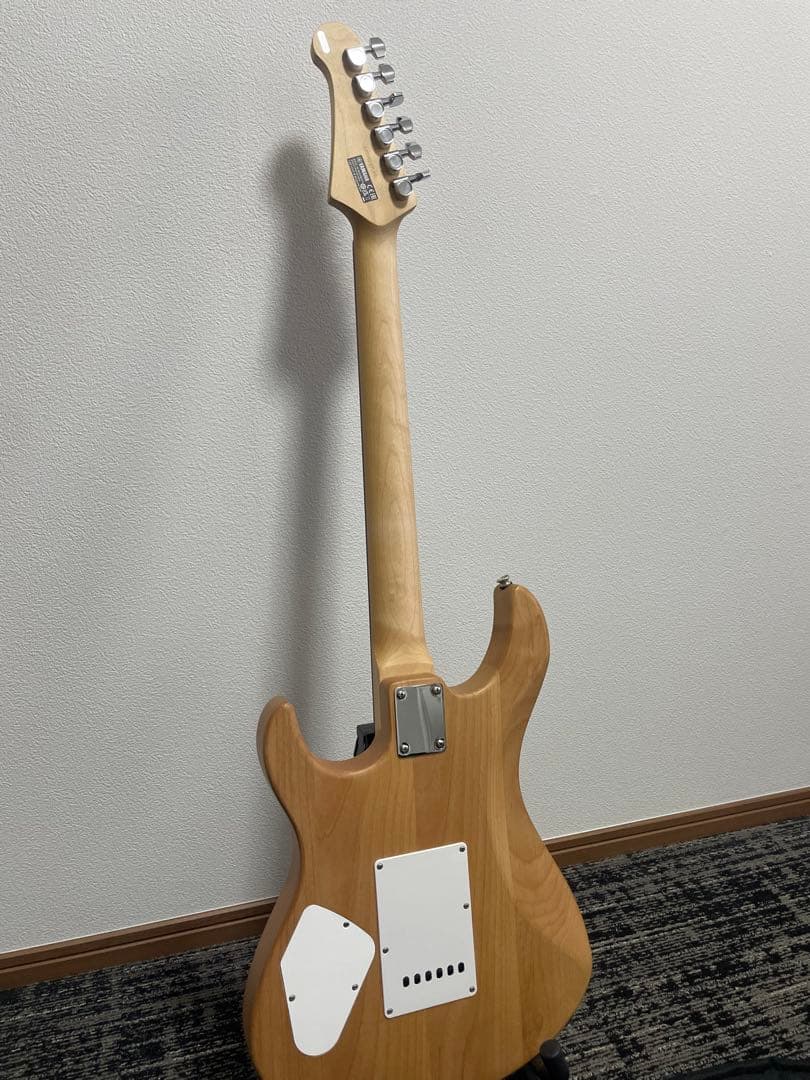 美品【YAMAHA】パシフィカ PAC112V 人気のイエローナチュラルサテン