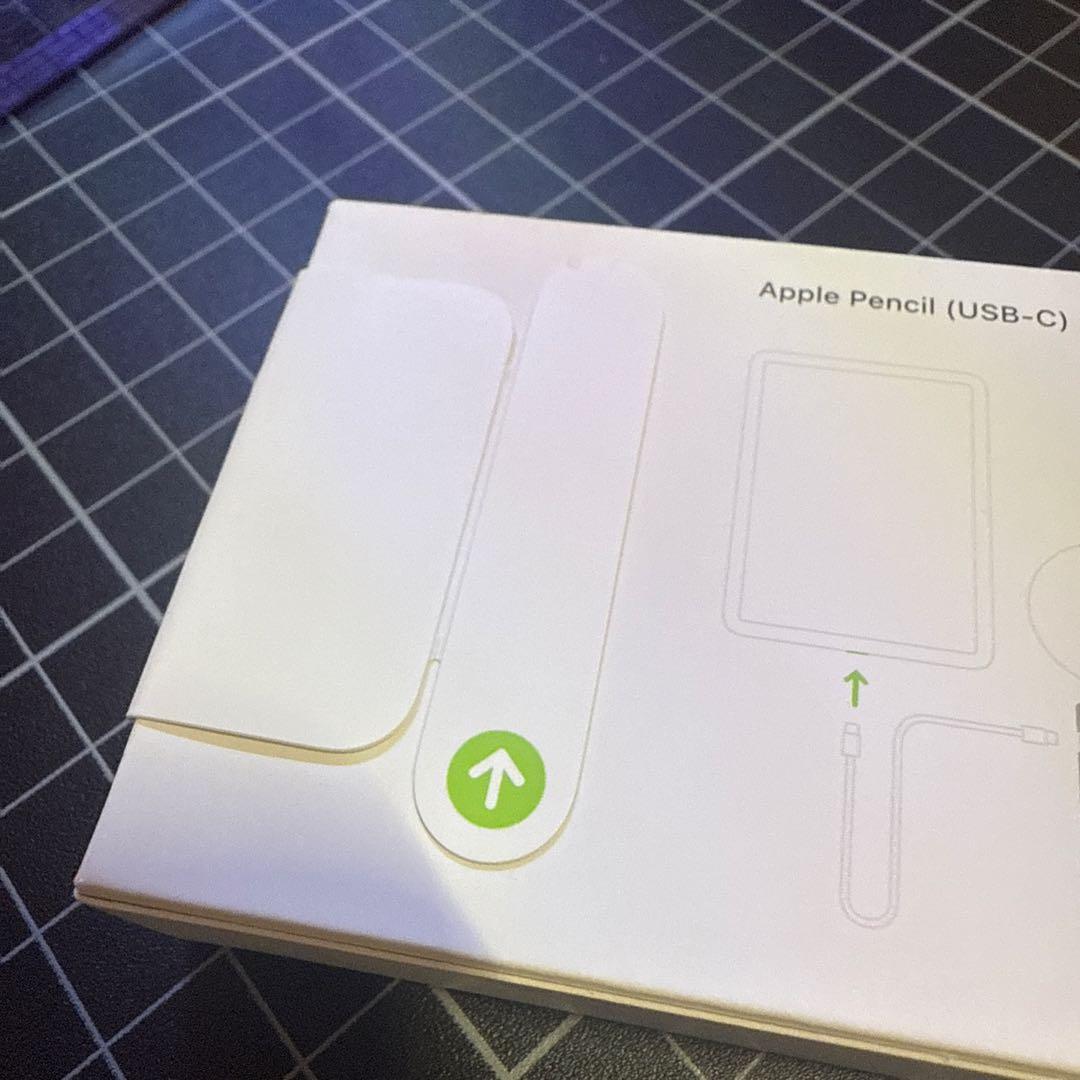 Apple Pencil (USB-C) A3085 最新、密閉