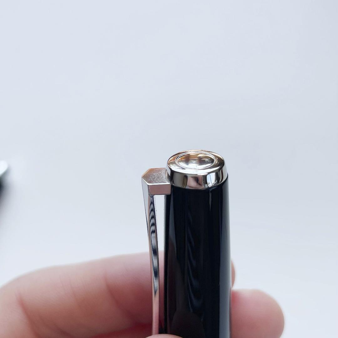 Pilot Elabo エラボ 万年筆 黒 SFペン先