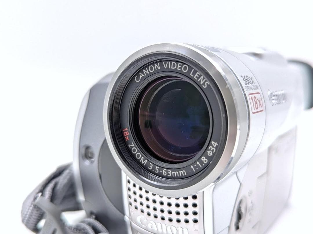 miniDVのダビングに！ Canon ビデオカメラ DM-FV M100 2