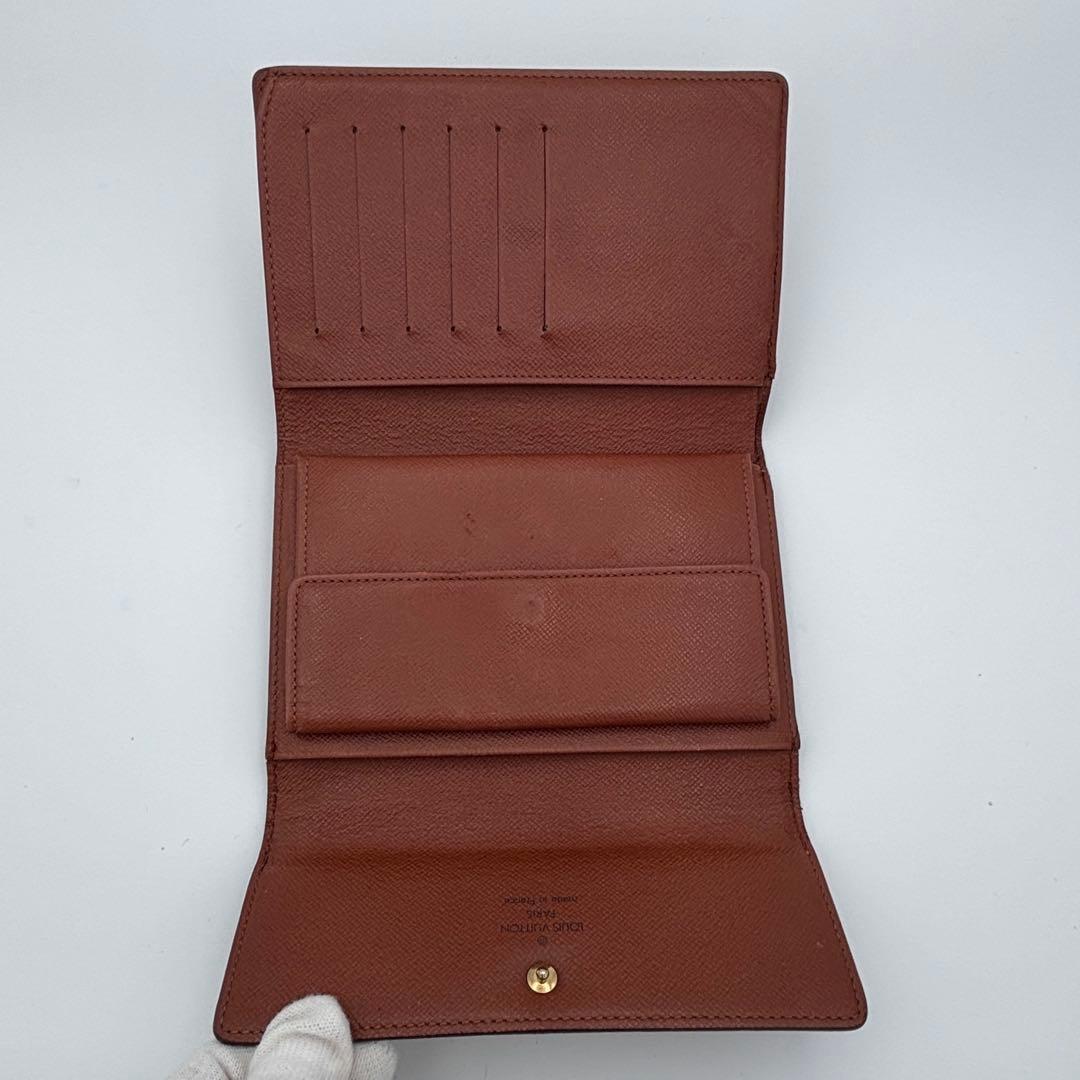 ルイヴィトン モノグラム ポルトトレゾール エテュイパピエ　三つ折り財布　正規品