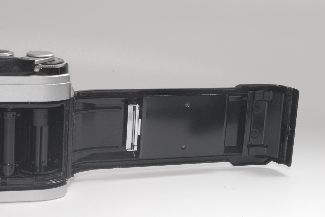 [美品] Canon AE-1 一眼レフ 50mm f1.8 s.c　鳴き無し