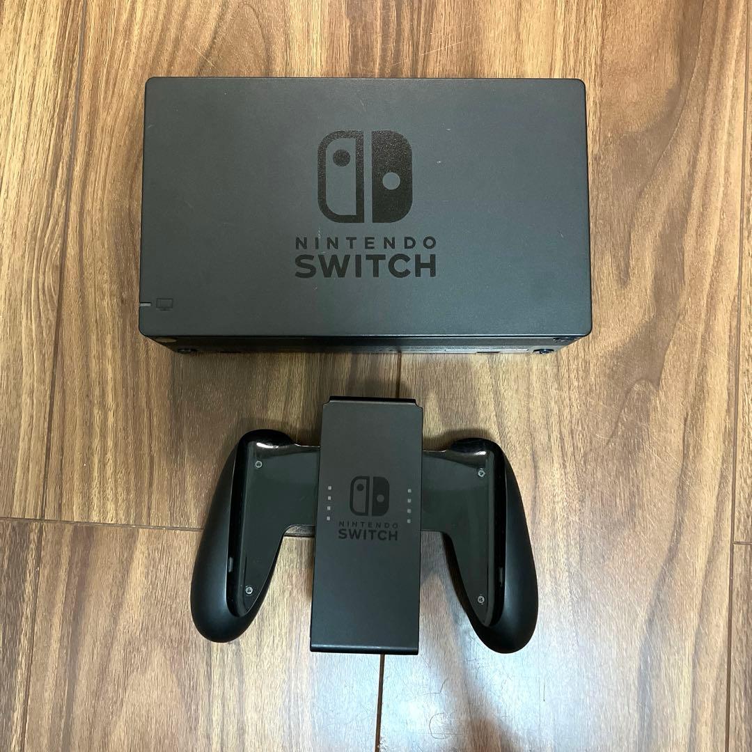 Nintendo Switch +保護シール２枚