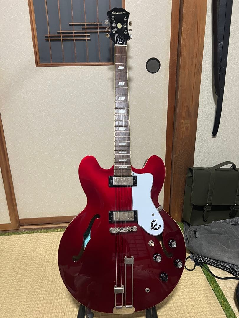 ギター Epiphone Riviera Sparkling Burgundy 2021