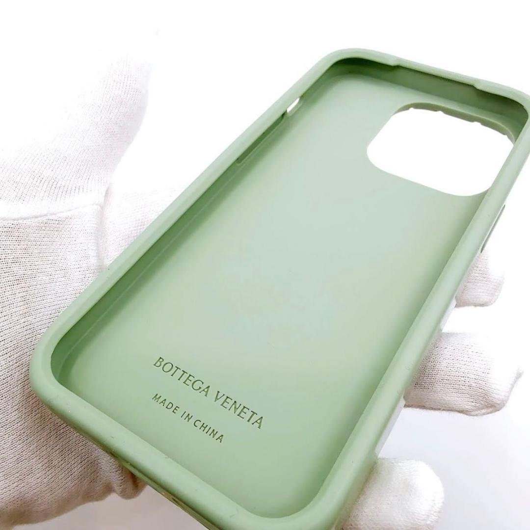 BOTTEGA VENETA iPhone16 Pro対応　スマホケース