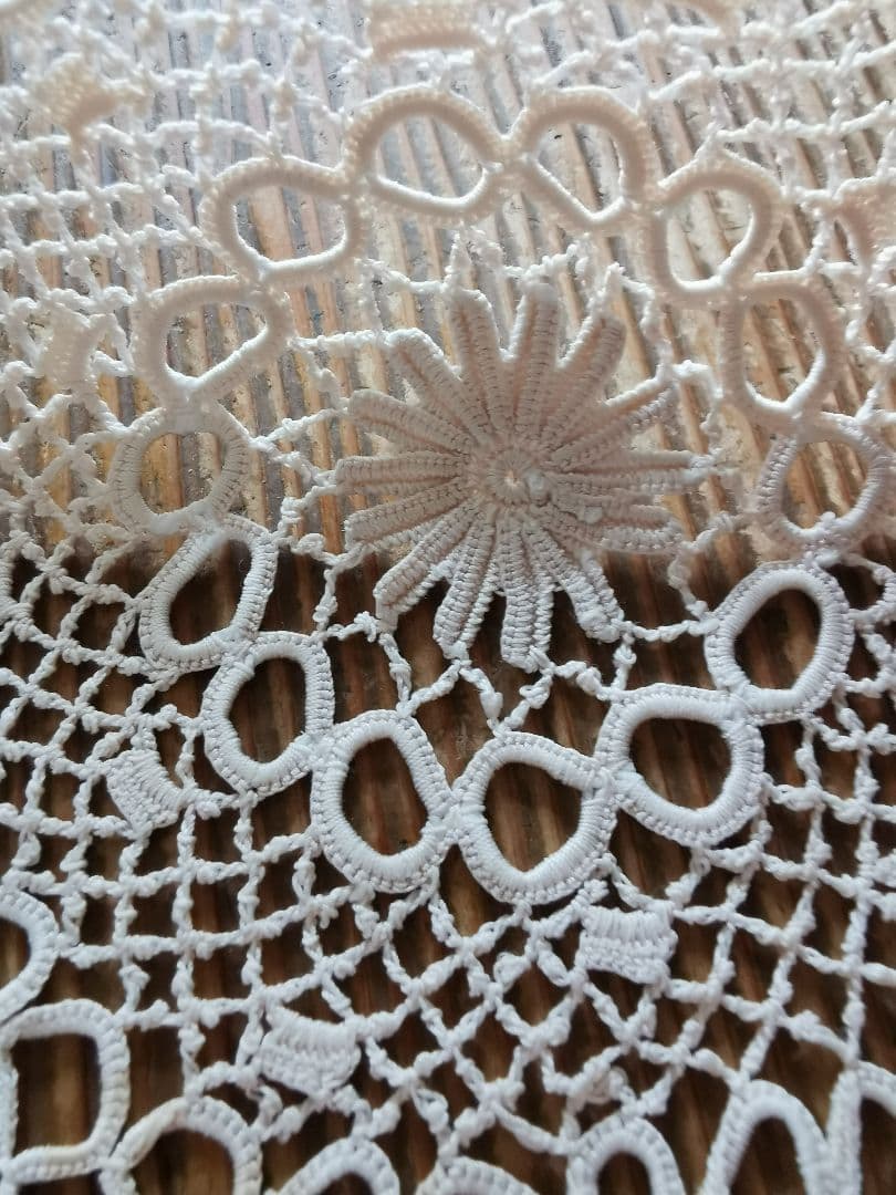 アンティークフランス アイリッシュクロシェ アイボリー花型ドイリー タティング