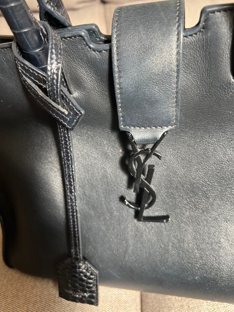 サンローラン　ダウンタウンカバス