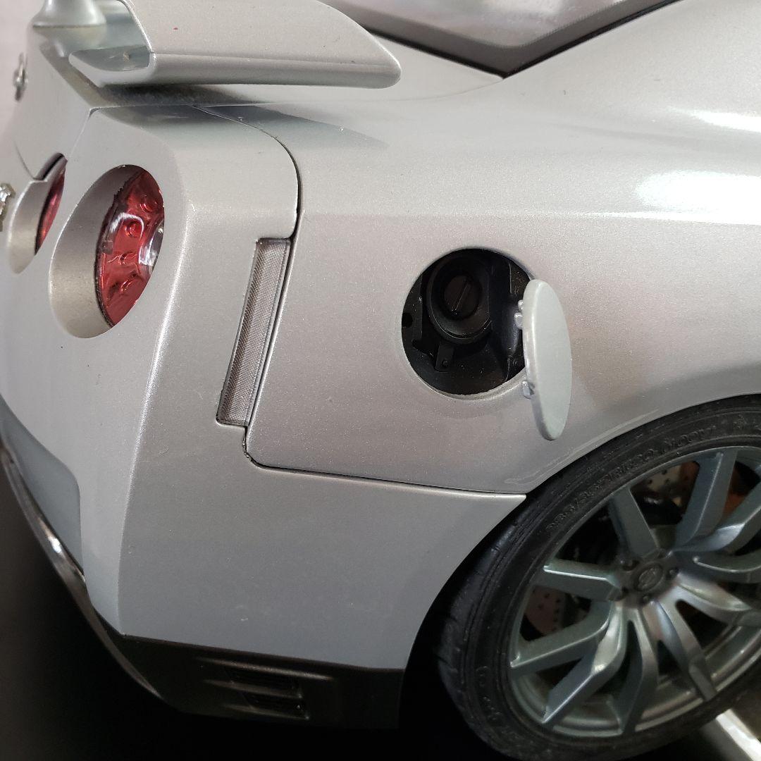 日産 NISSAN GT-R シルバー 完成品 ディアゴスティーニ