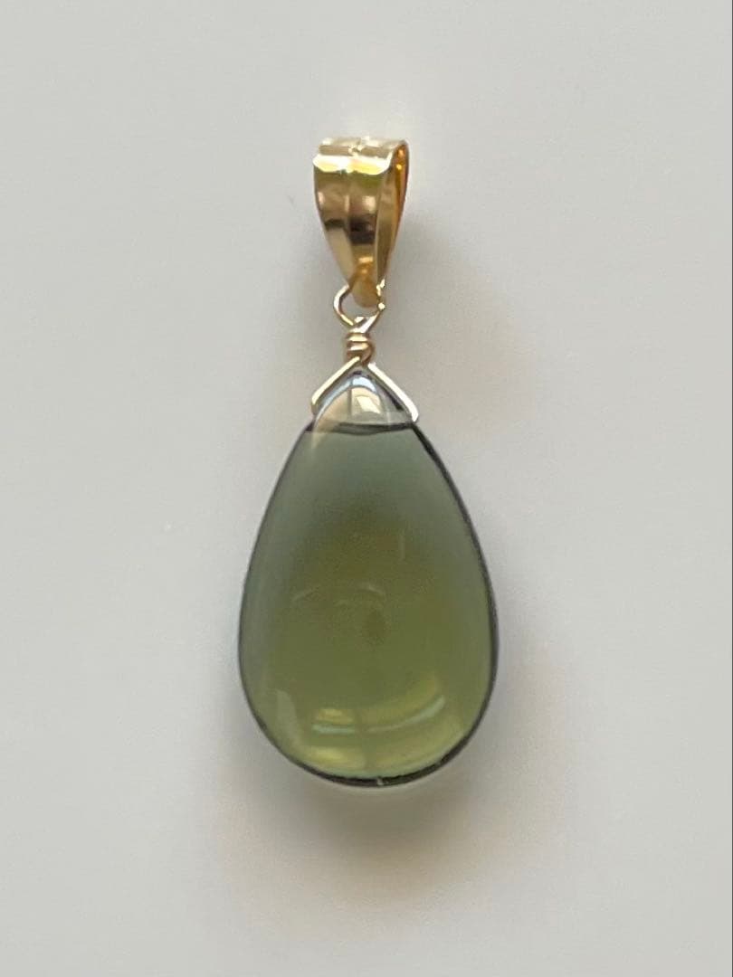 再お値下げ✨モルダバイト　ペンダントトップ