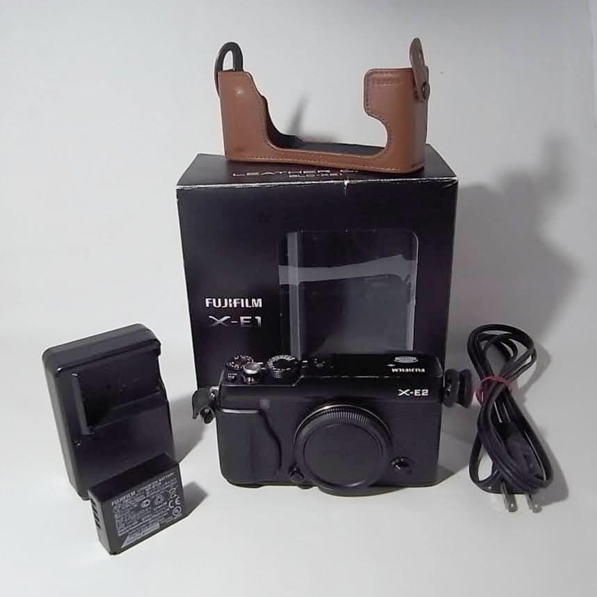 Fujifilm X-E2 ミラーレス一眼 ケース付き