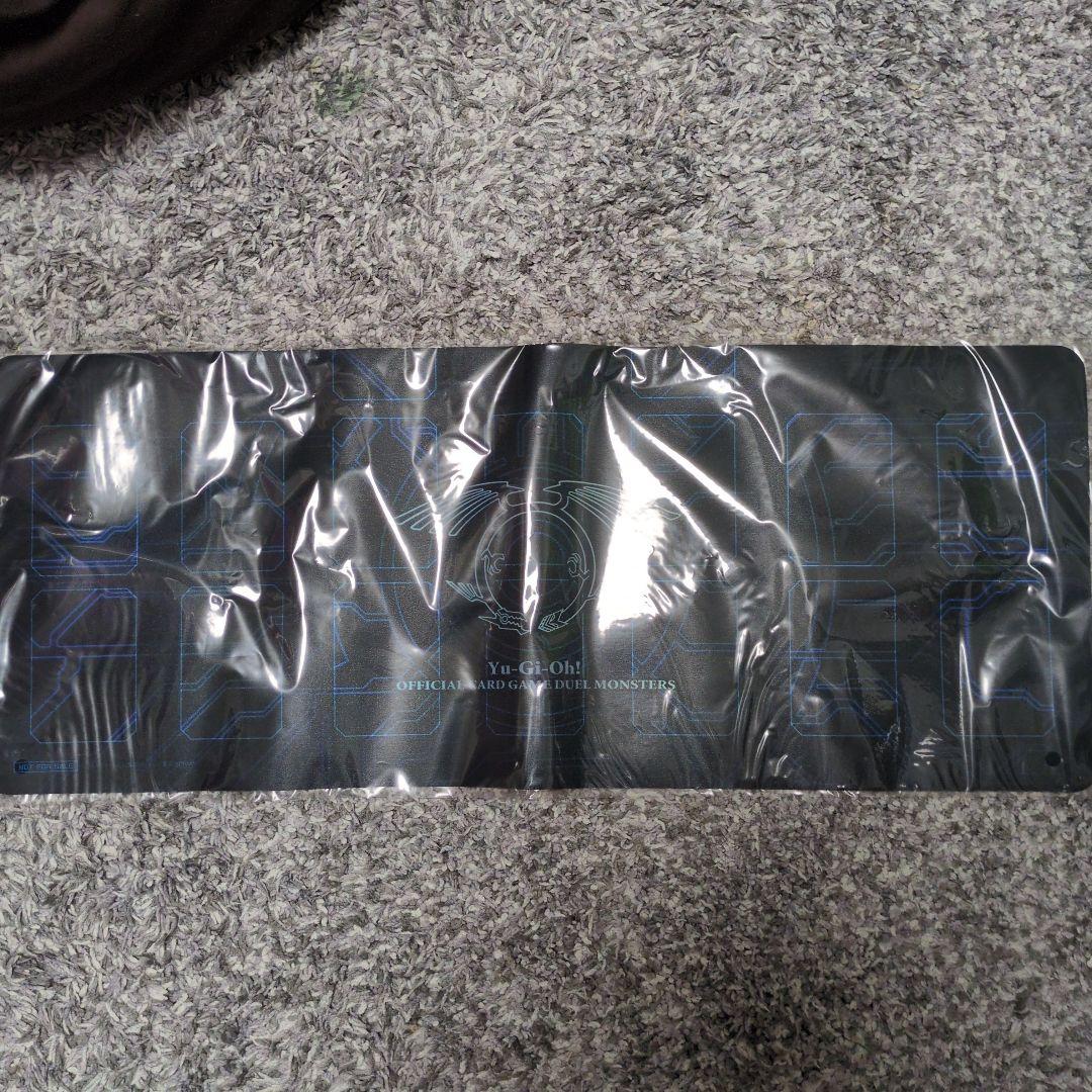 ト*鳥様 遊戯王 プレイマット　竜の紋章