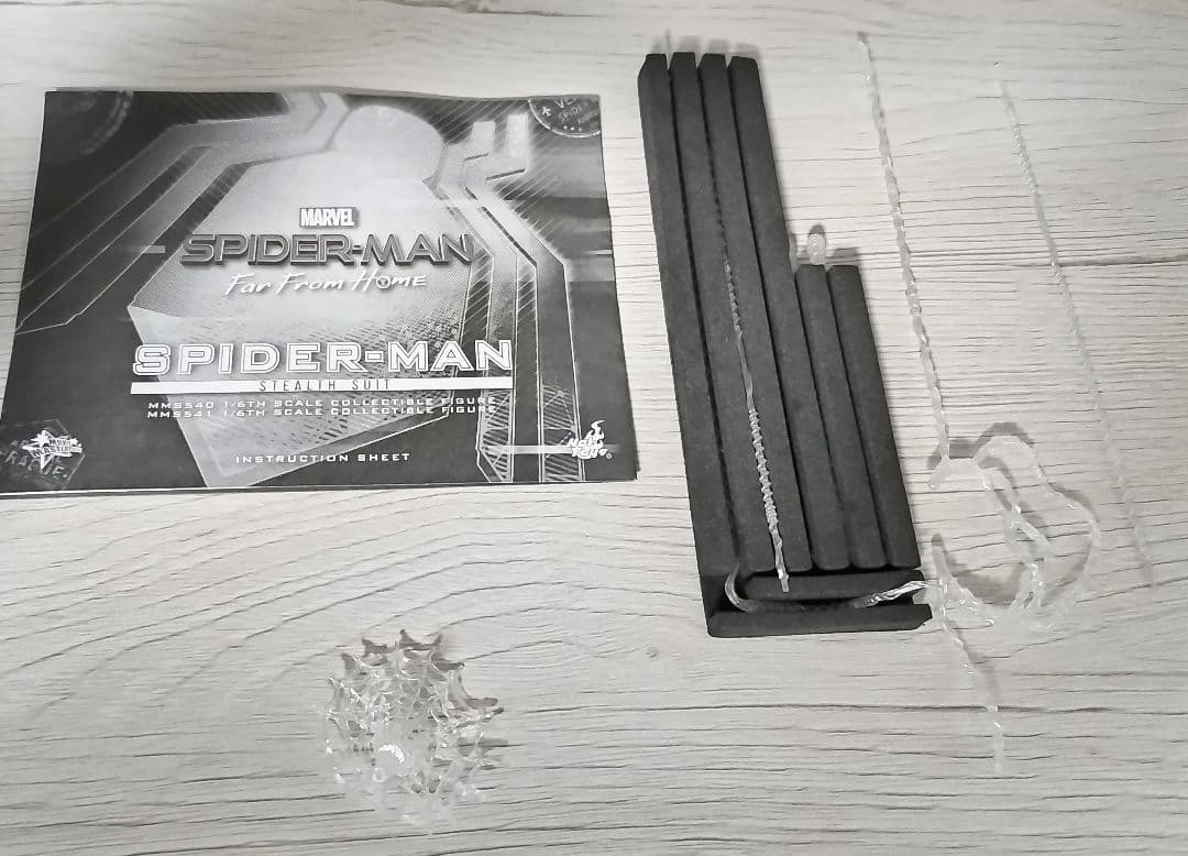 ホットトイズ　スパイダーマン　ステルススーツ