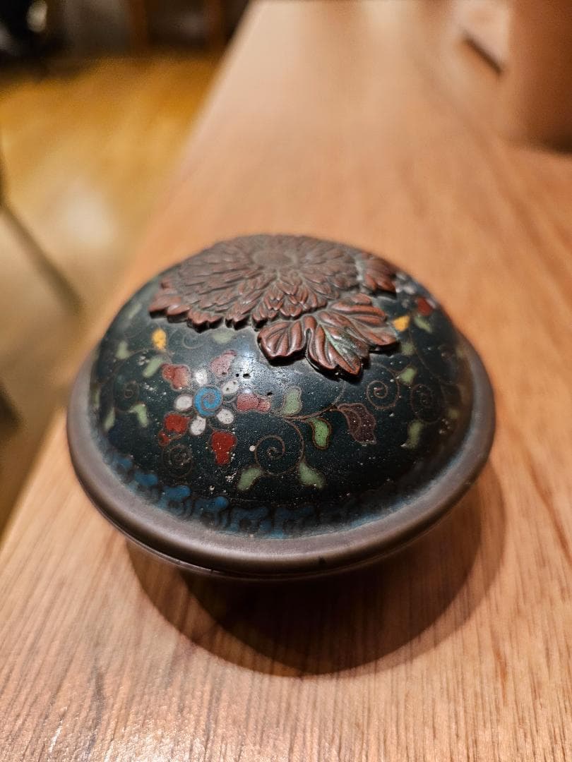 秋*田様 中国 清朝期末 七宝香合？ 景泰藍