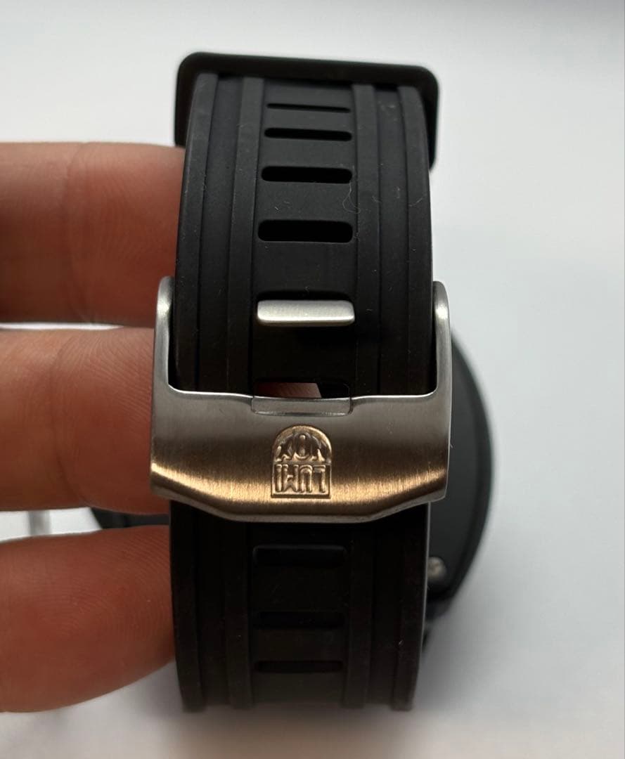 ルミノックス　腕時計　ブラック　ラバーベルト