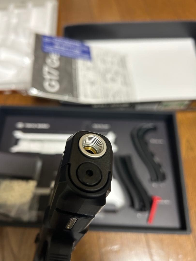 マルイG17 gen5ガスガン マガジンなしプロサイト付き　DCIアウターバレル